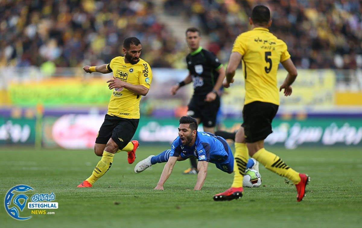 دیدار سپاهان و استقلال