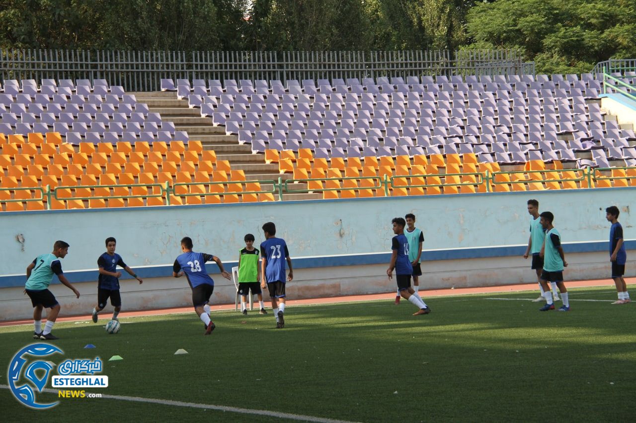 تیم نونهالان استقلال