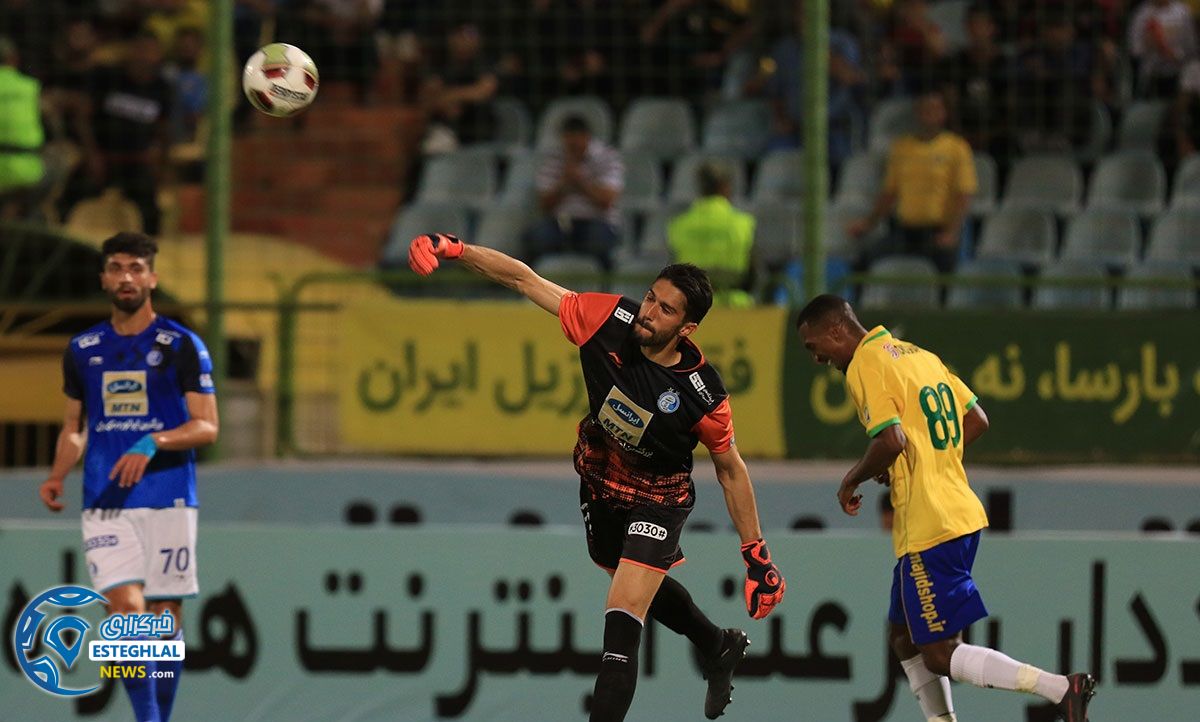 دیدار صنعت نفت و استقلال