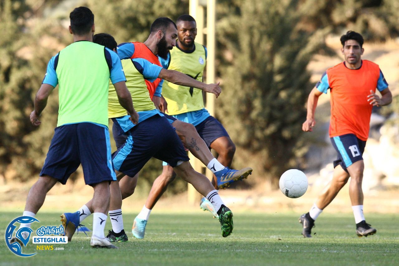 تمرین استقلال