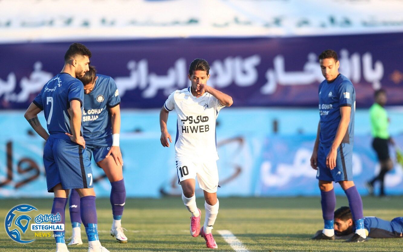 گل گهر سیرجان 1-2 استقلال تهران
