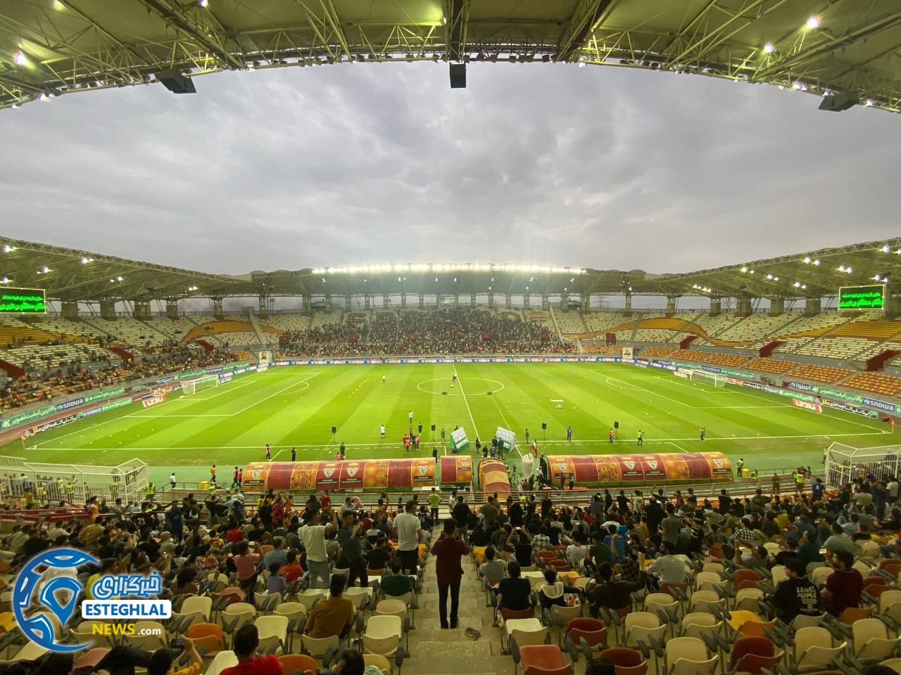 حواشی دیدار فولاد و استقلال 