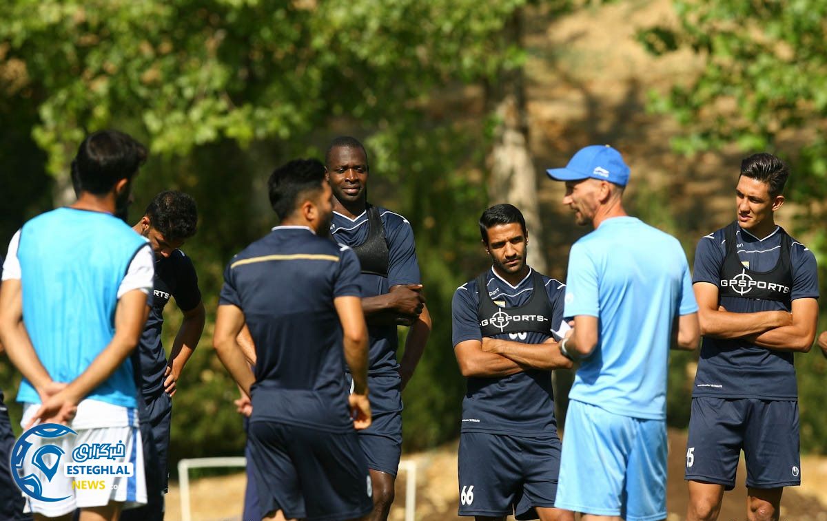 تمرین استقلال