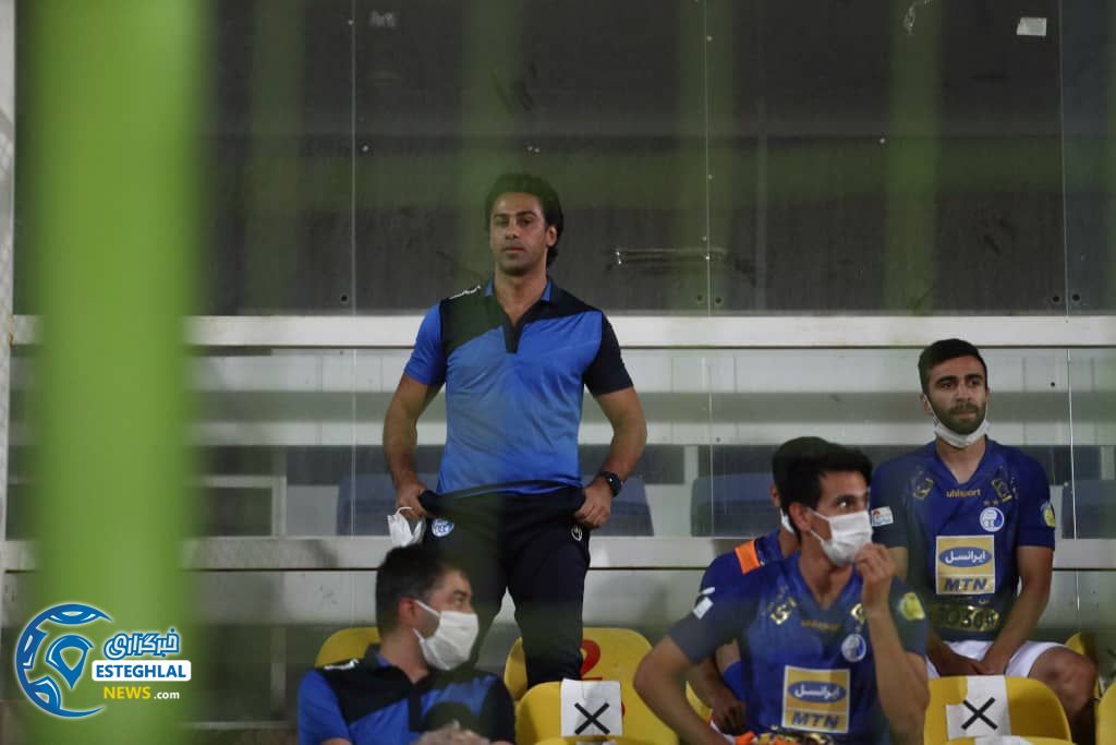 دیدار نفت و استقلال