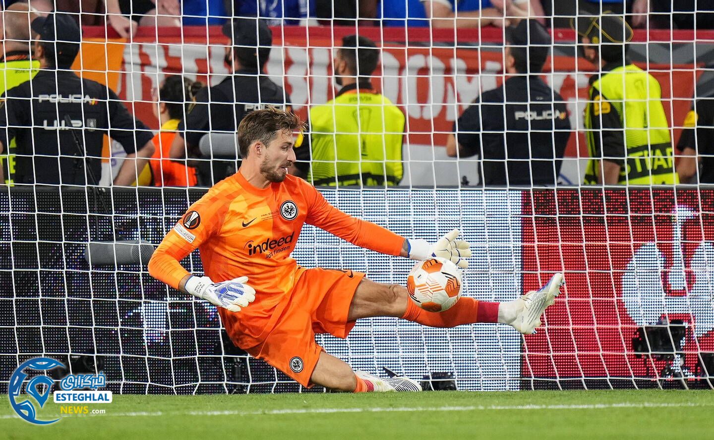 فرانکفورت 1(5)-(4)1 رنجرز