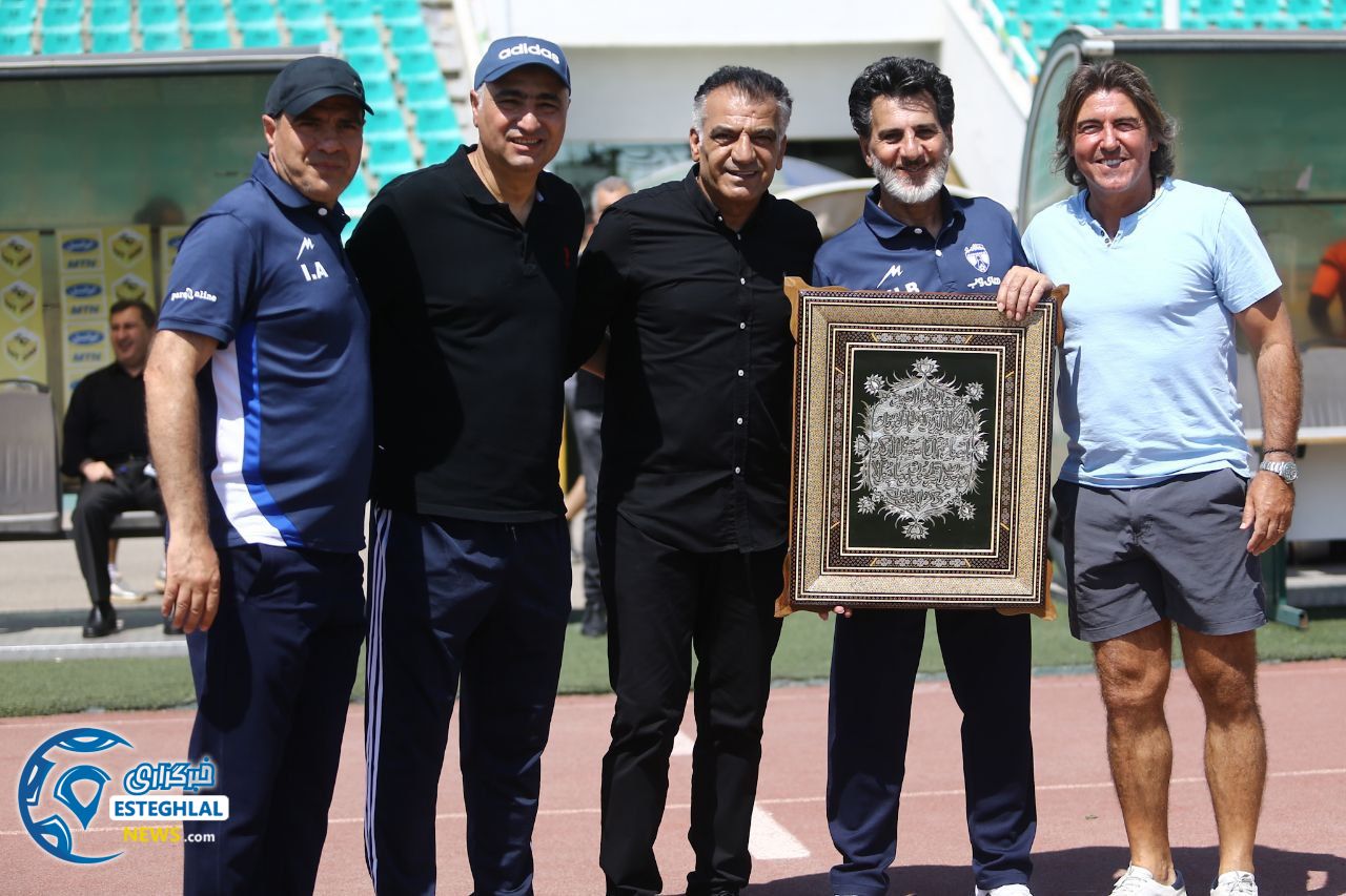 تیم فوتبال استقلال