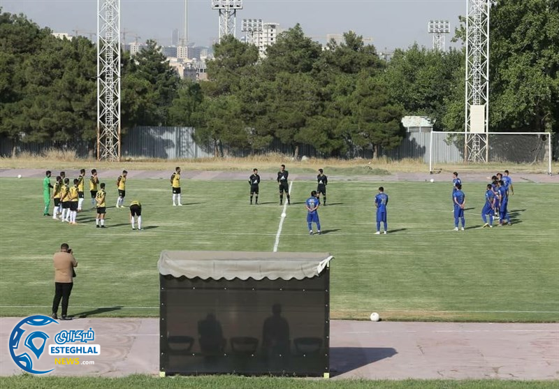 بازی تدارکاتی استقلال و خوشه طلایی