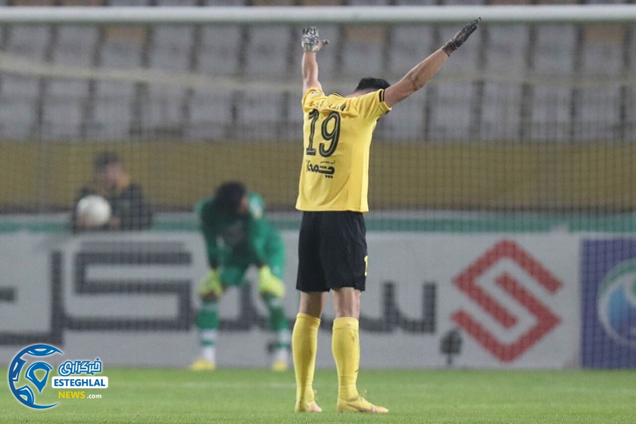 سپاهان 2-1 استقلال(تاج)