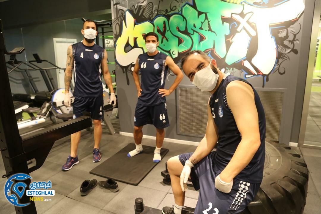 تمرین استقلالی ها