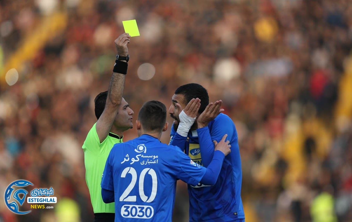 دیدار استقلال و سیاه جامگان