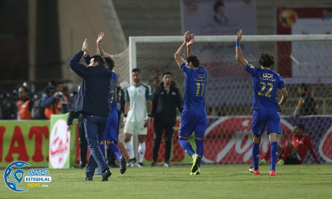 دیدار تراکتور و استقلال