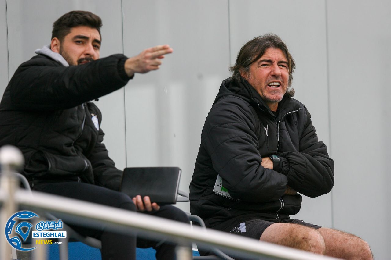 دیدار دوستانه استقلال و اسپاد