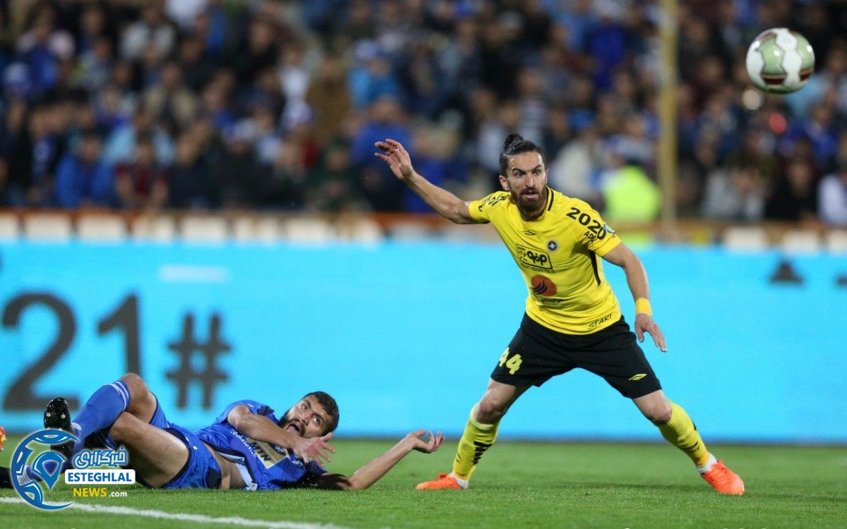 دیدار استقلال و سپاهان