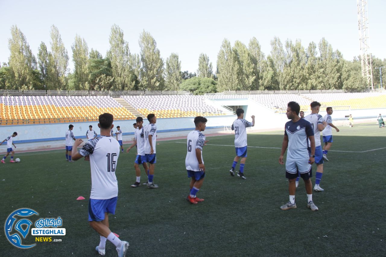 تیم نوجوانان استقلال