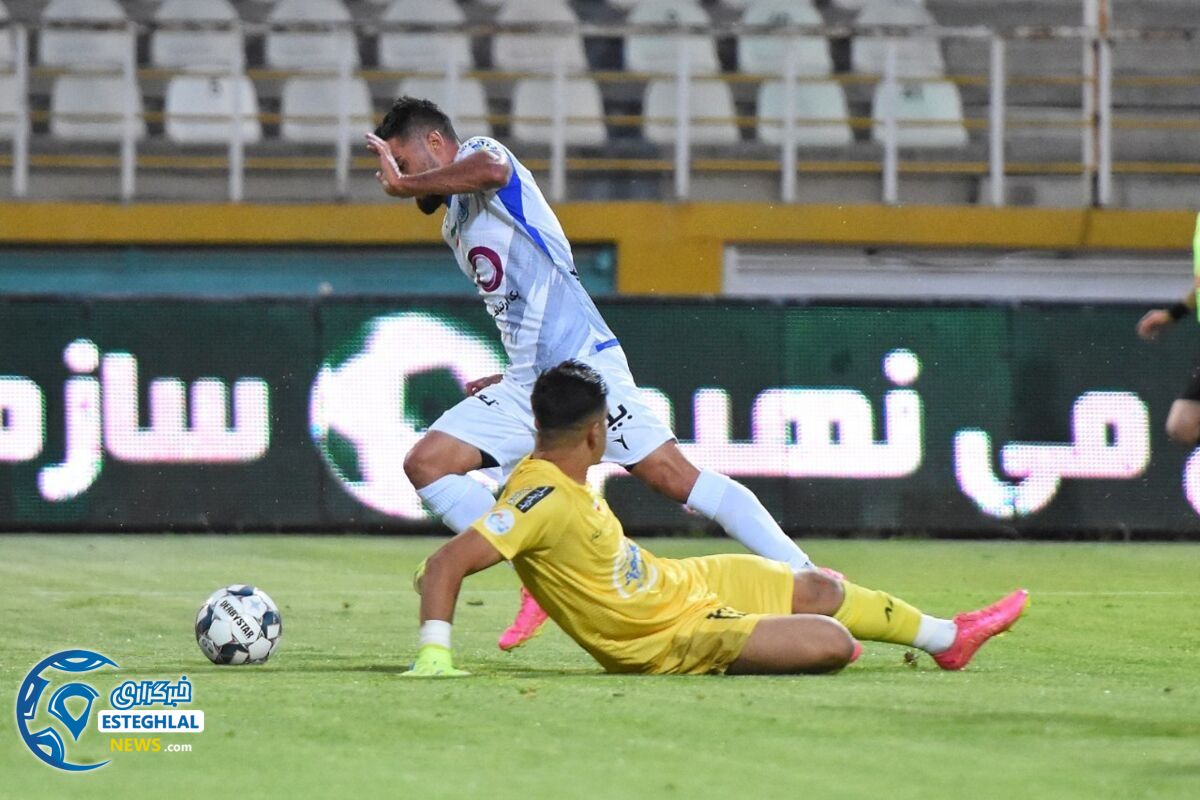 پیکان 0-2 استقلال