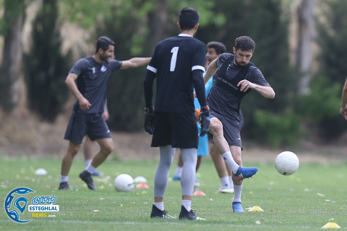 تمرین استقلال