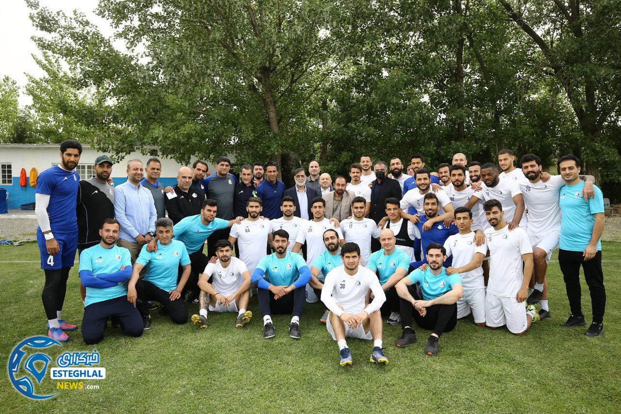 مصطفی آجورلو در تمرین استقلال