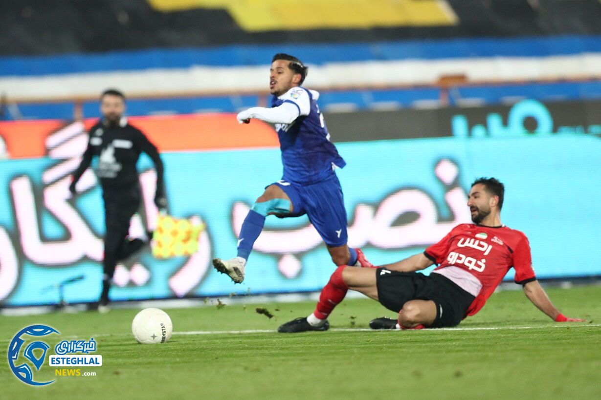 استقلال 2-1 تراکتور 