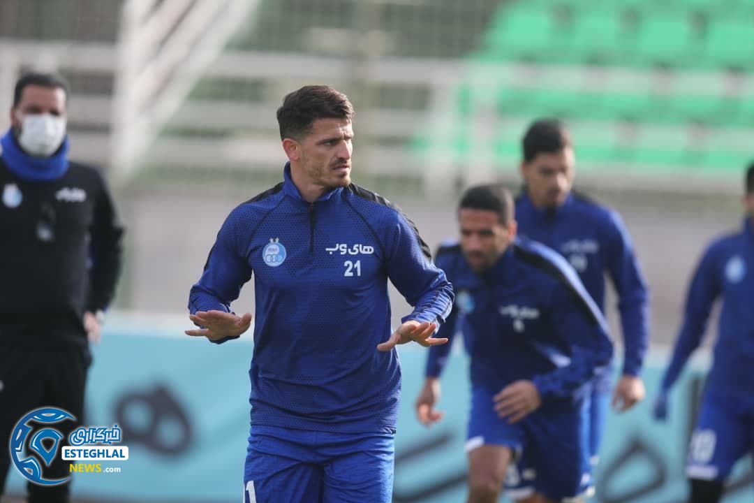 حواشی دیدار ذوب آهن و استقلال