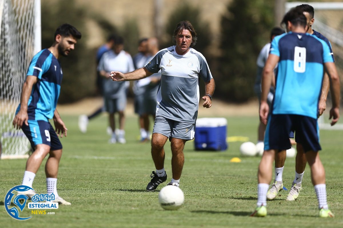 تمرین استقلال