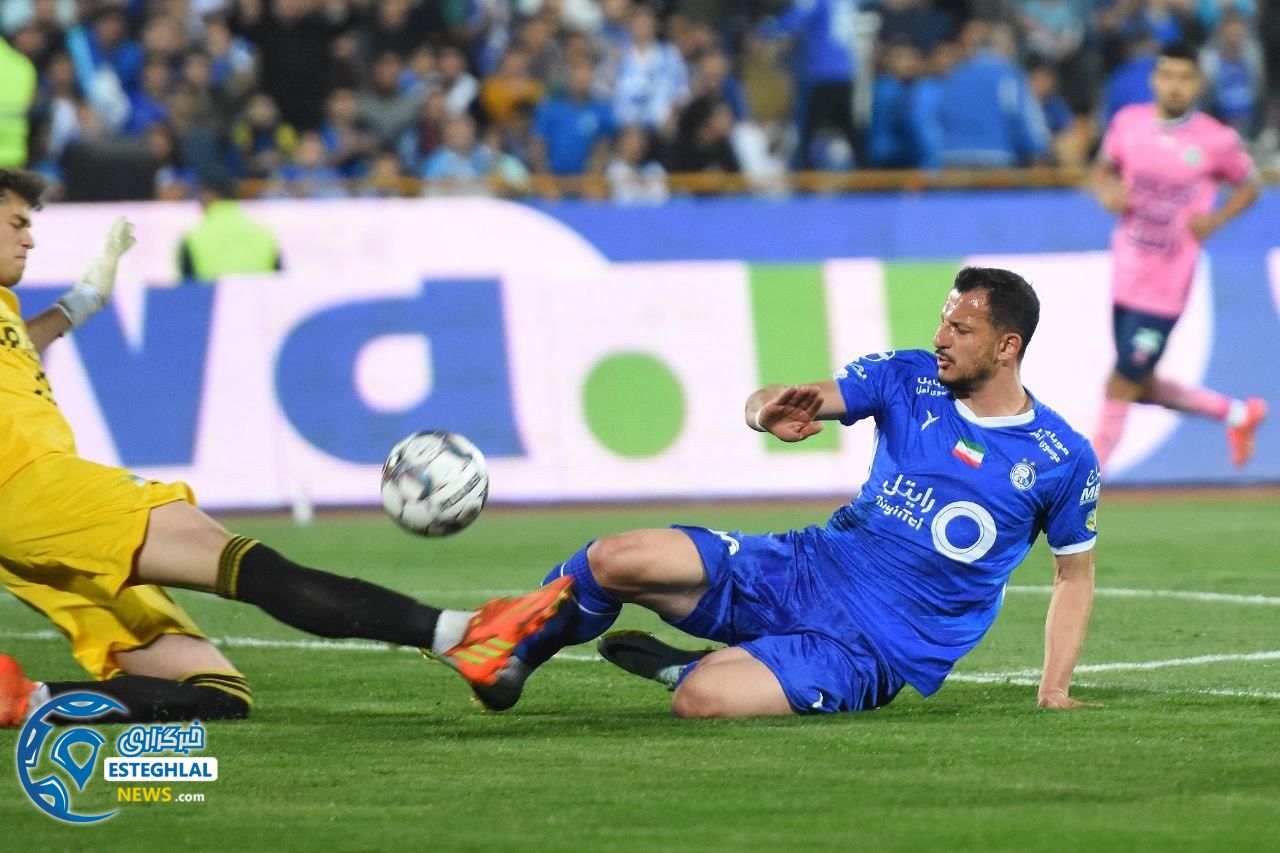 استقلال(تاج) 1-0 آلومینیوم اراک