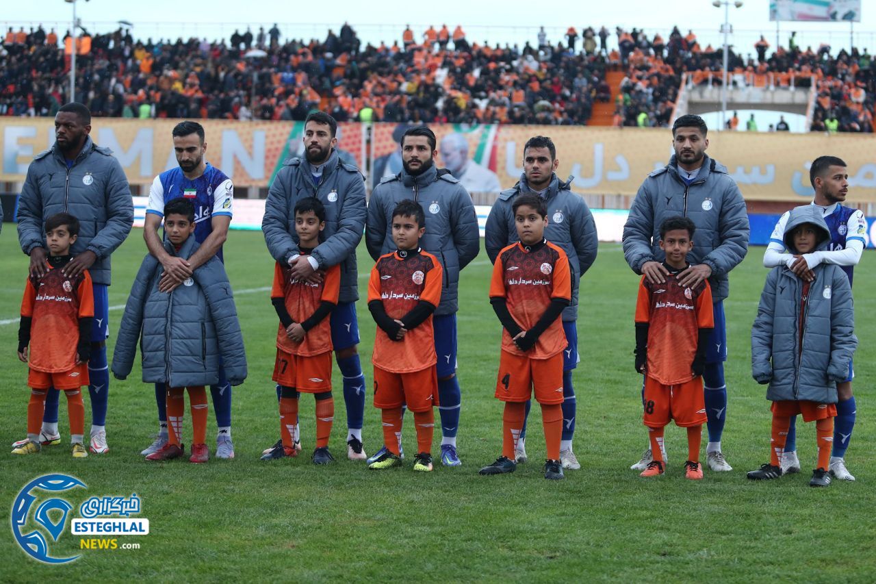 حواشی دیدار مس کرمان و استقلال