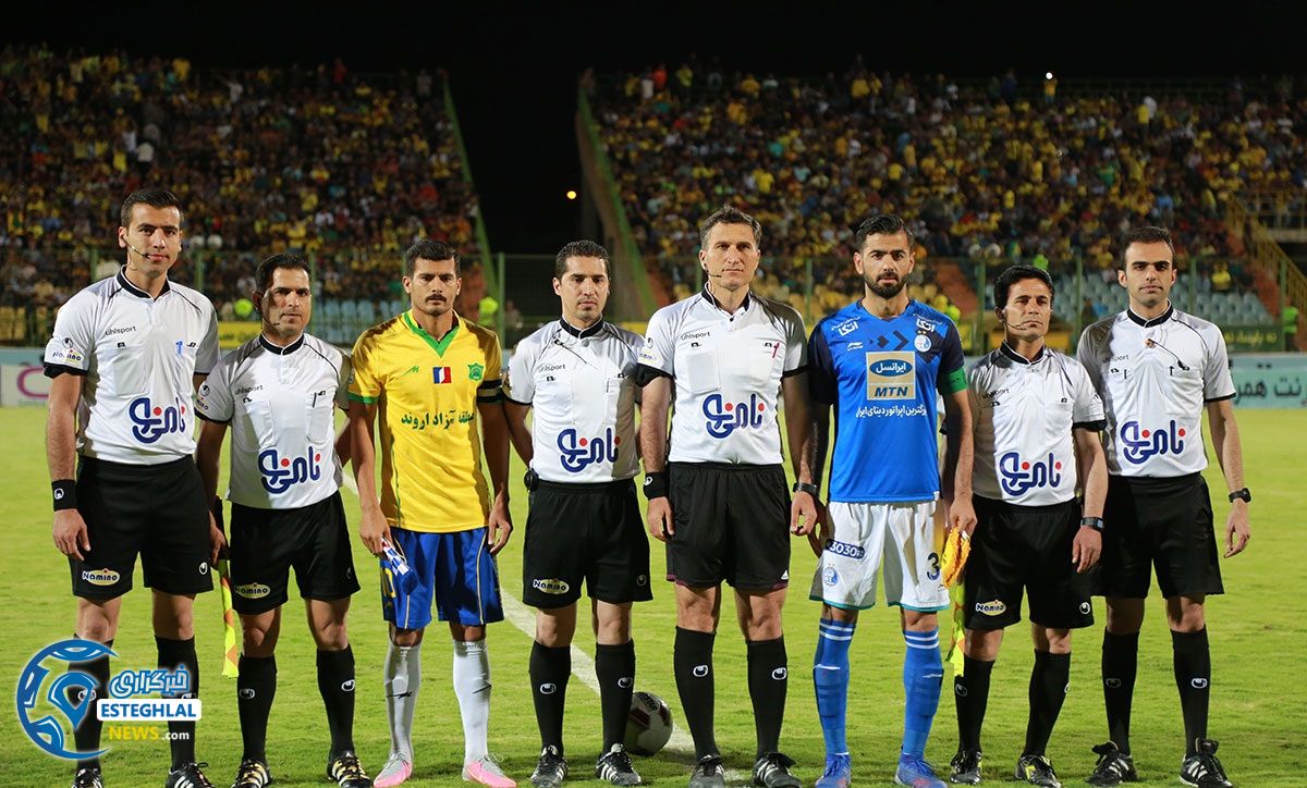 دیدار صنعت نفت آبادان و استقلال