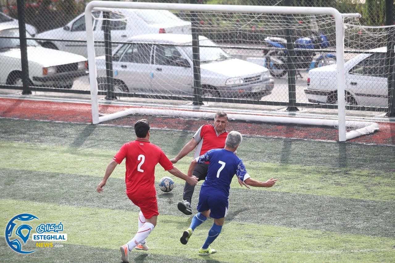 پیشکسوتان استقلال 6-3 پیشکسوتان پیروزی