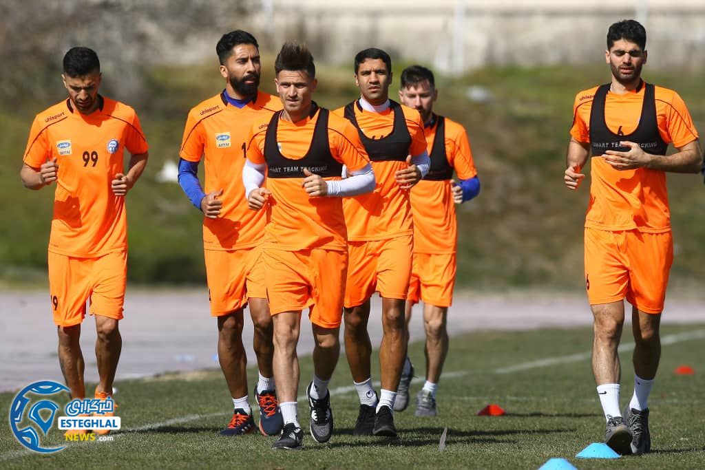 تمرین استقلال کویت