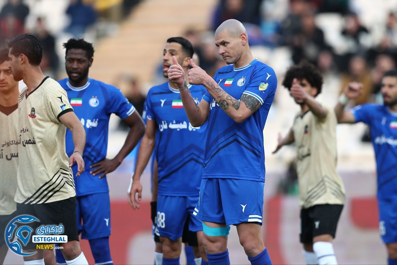 استقلال 0-0 شمس آذر