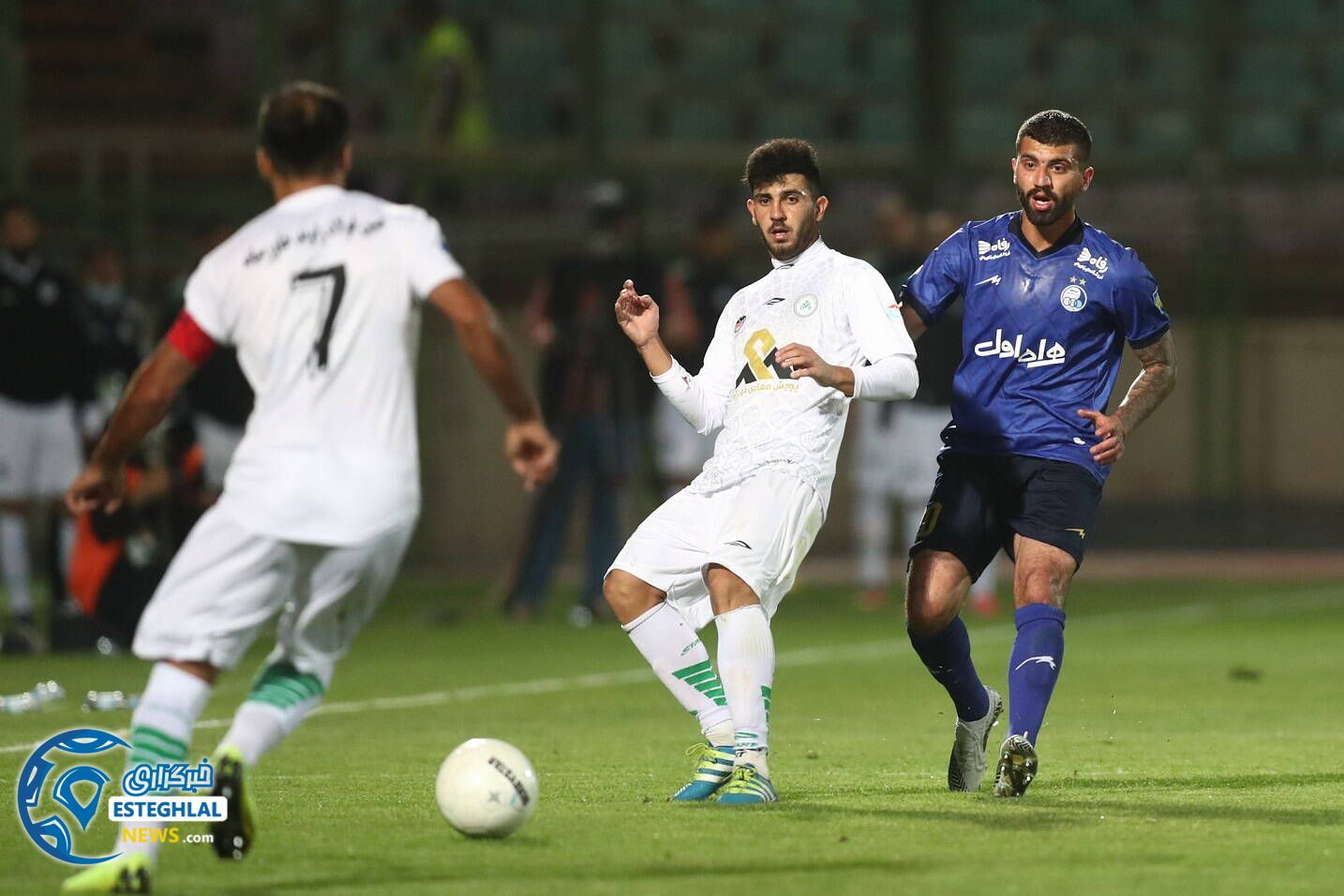 ذوب آهن اصفهان و استقلال(تاج) ایران