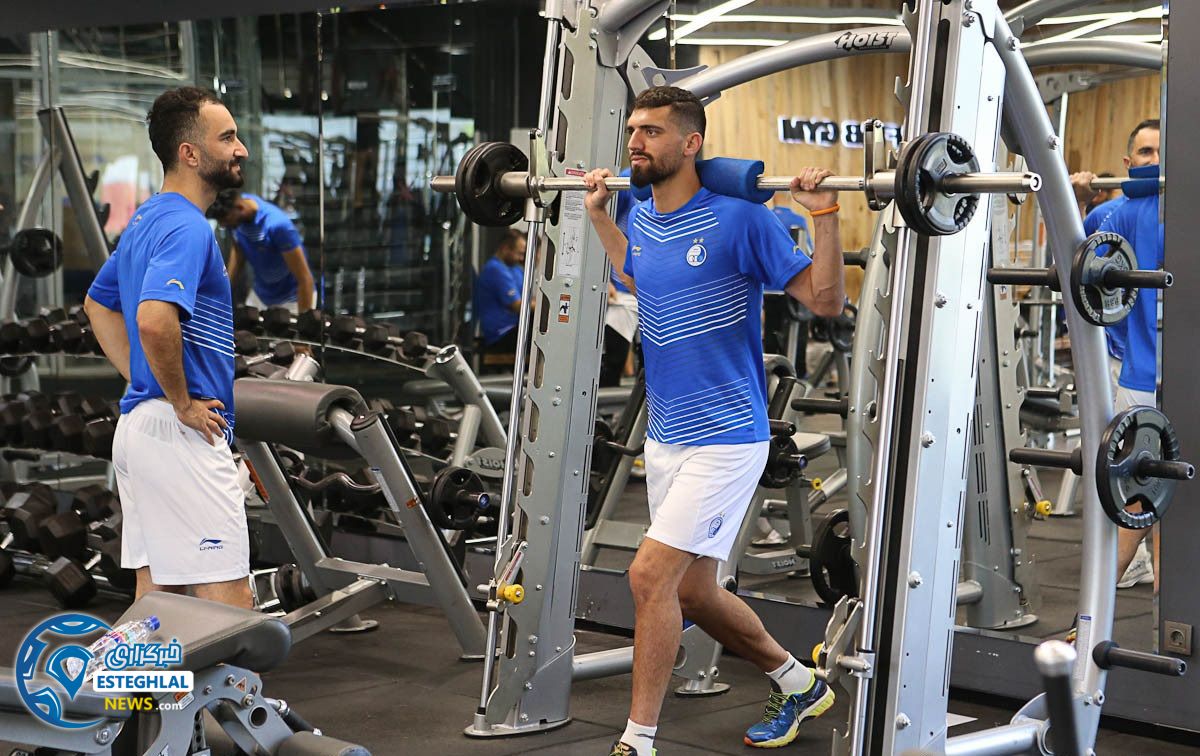 تمرین وزنه استقلال