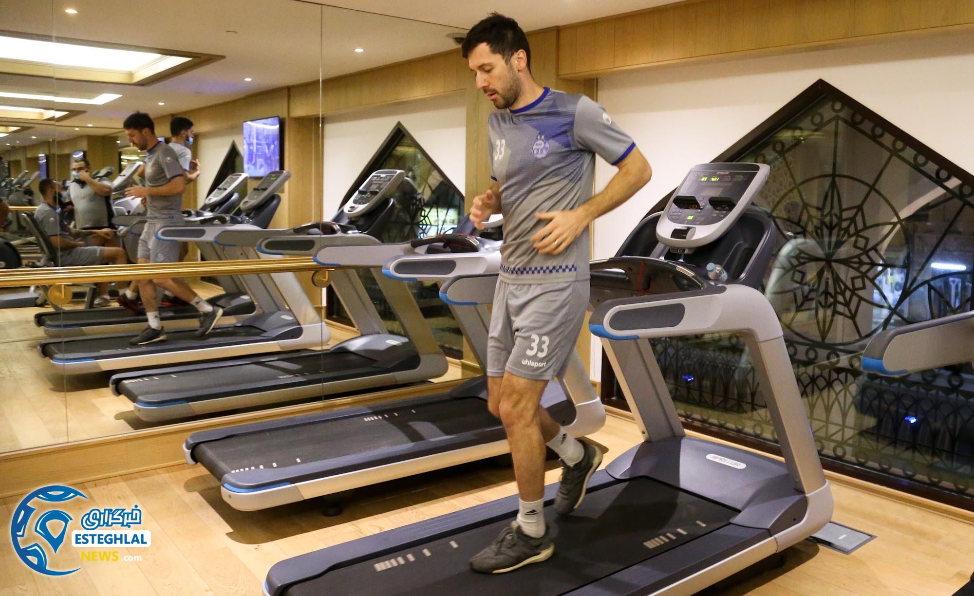 تمرین استقلال در دوحه