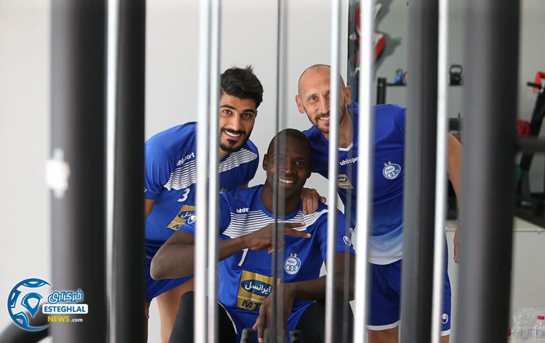 تمرین استقلال