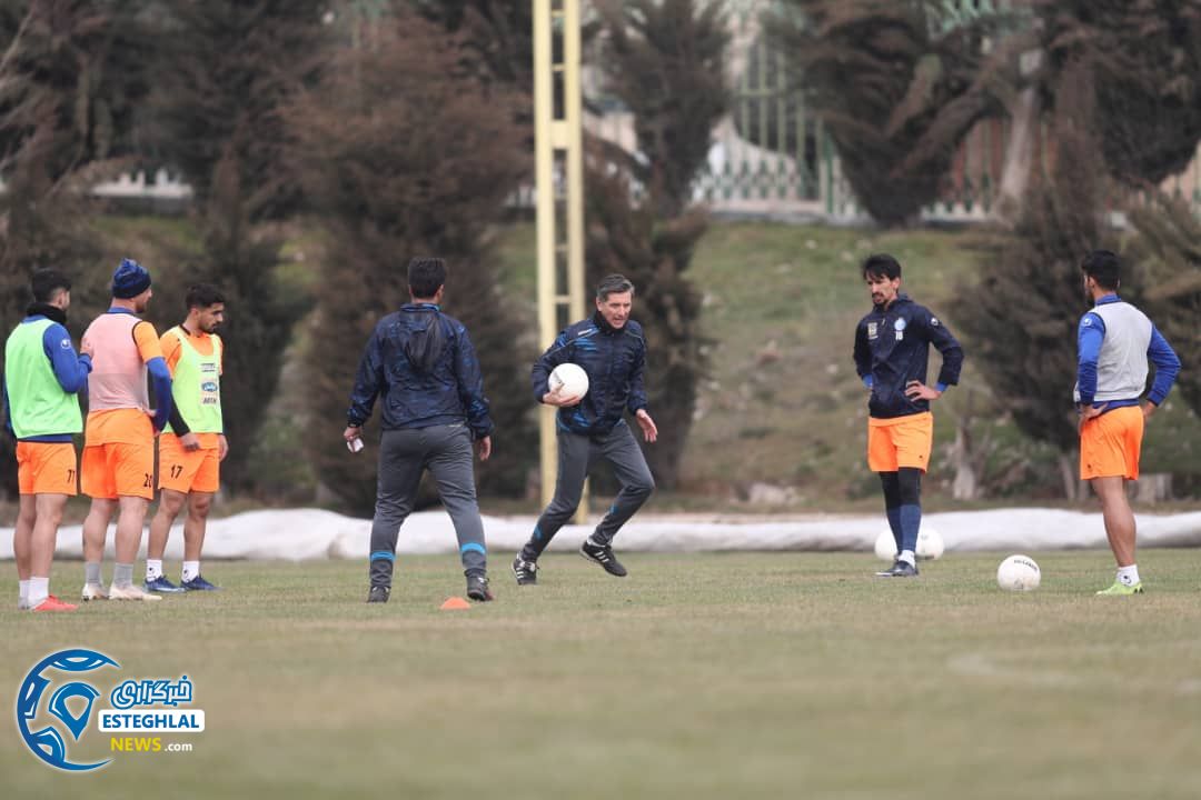 تمرین استقلال