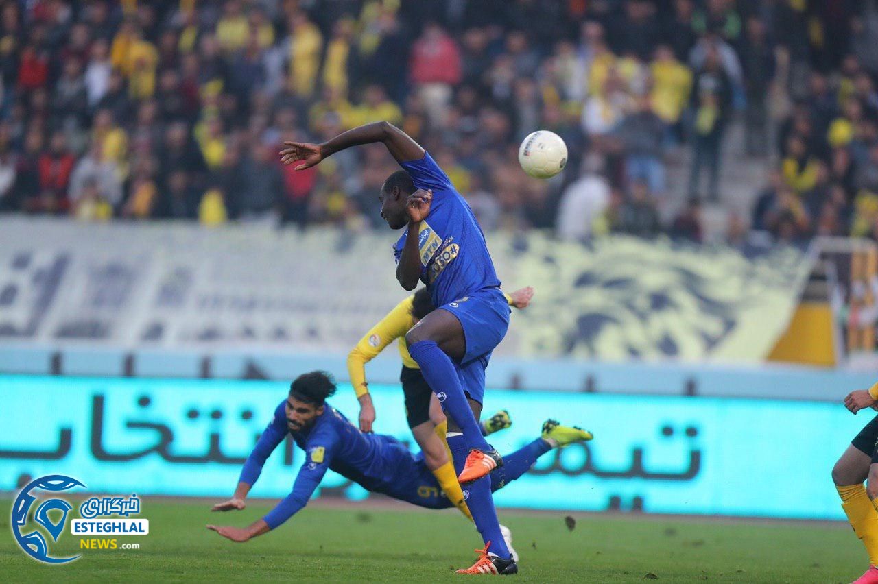 دیدار سپاهان و استقلال