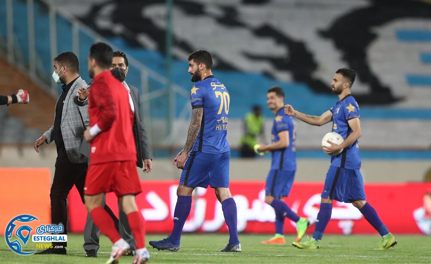 پیروزی(پرسپولیس) 1-0 استقلال