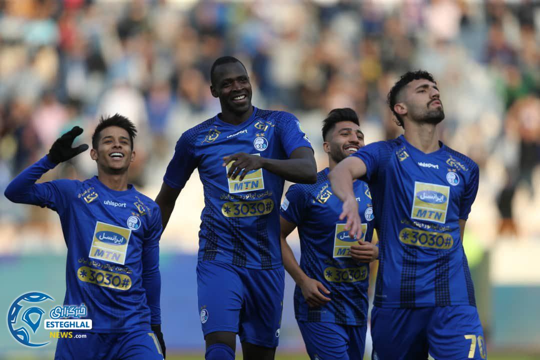 حواشی دیدار استقلال و صنعت نفت آبادان