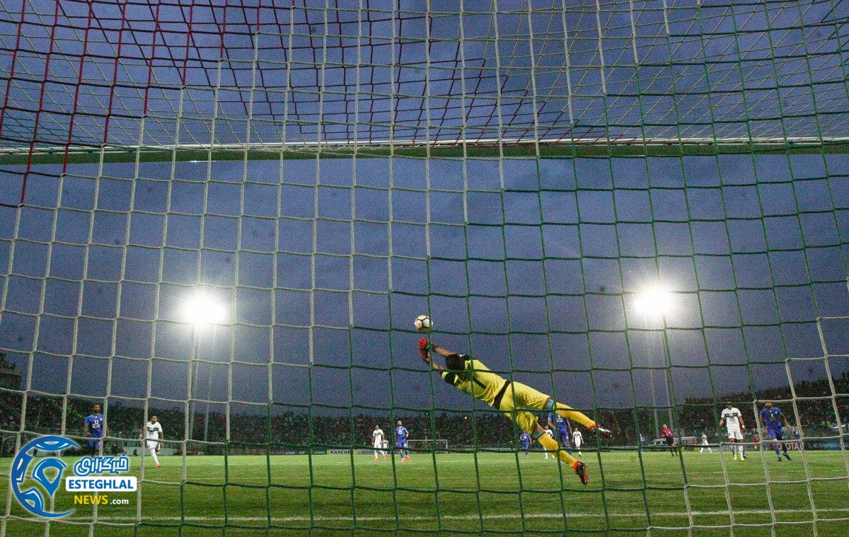 دیدار استقلال و ذوب آهن