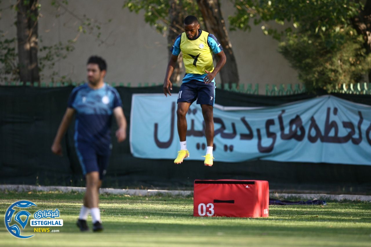 تمرین استقلال