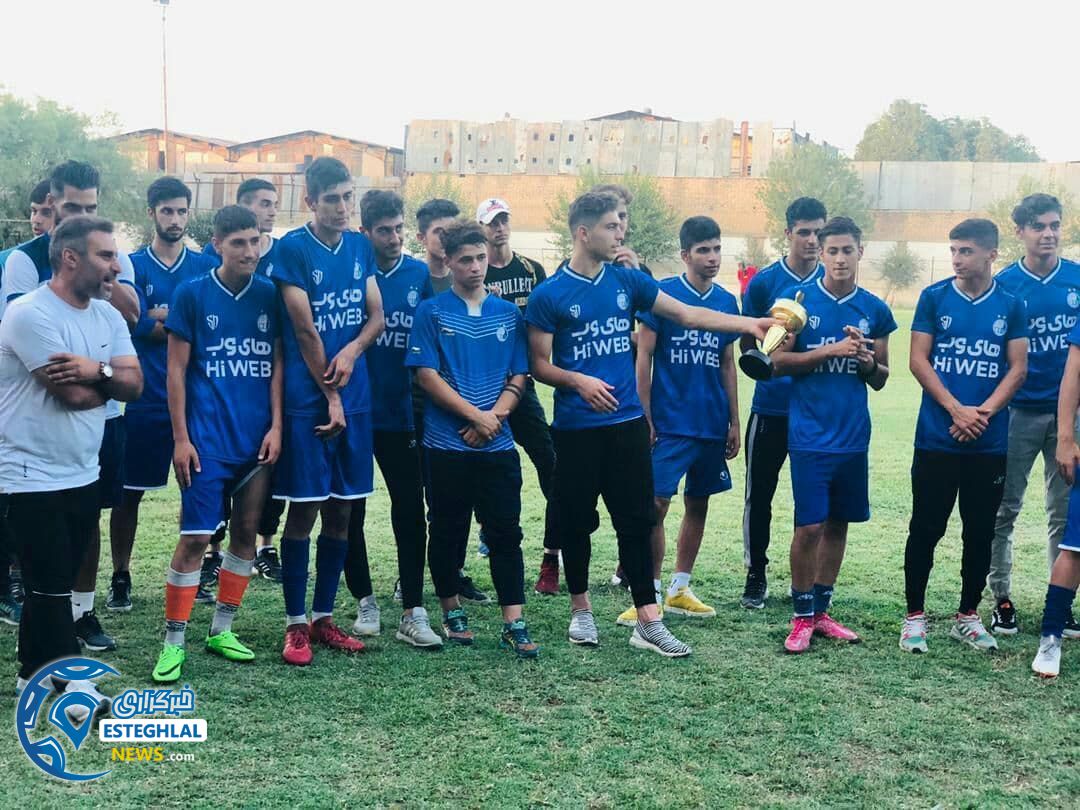 قهرمانی جوانان استقلال در مسابقات 4 جانبه