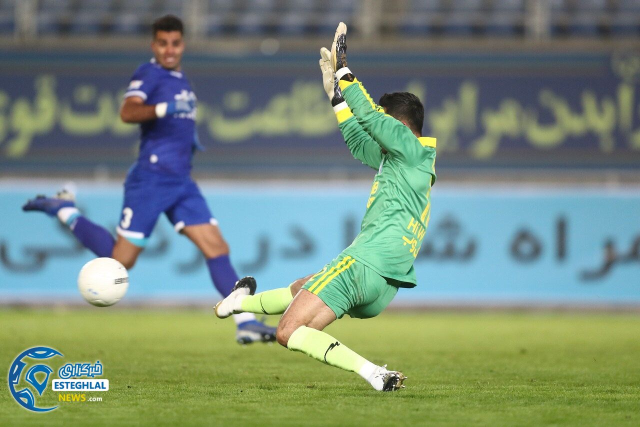 دیدار شهرخودرو و استقلال