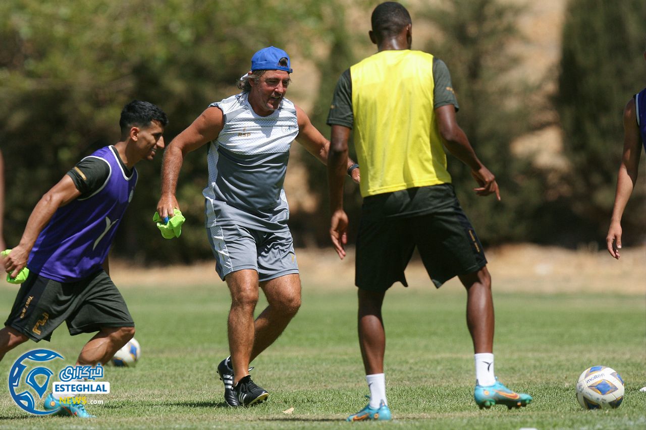 تمرین استقلال