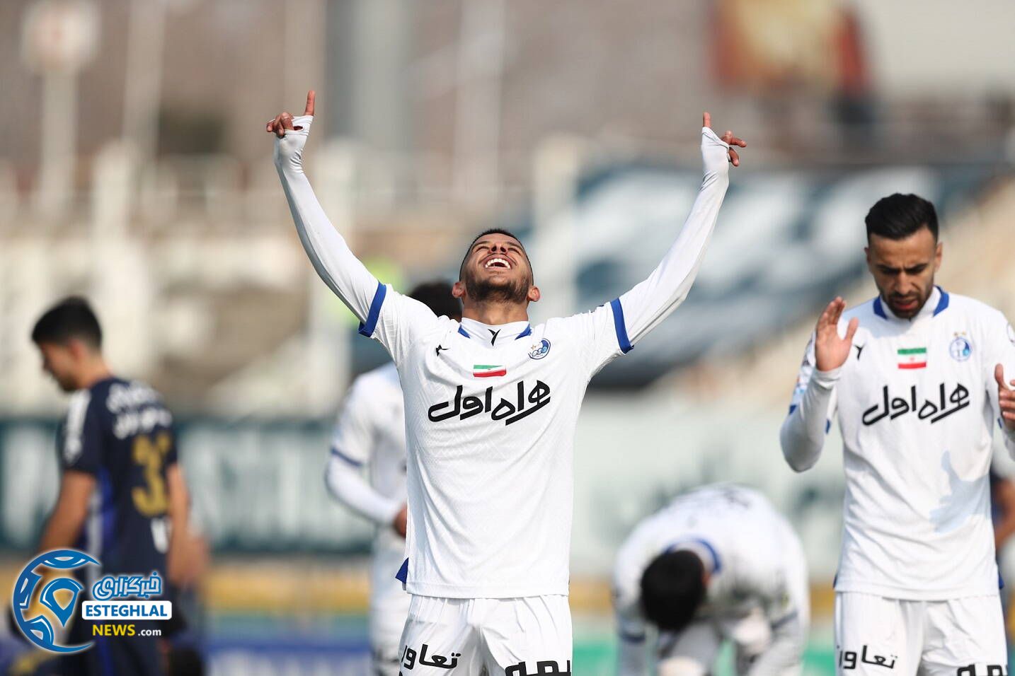 پیکان 0-2 استقلال