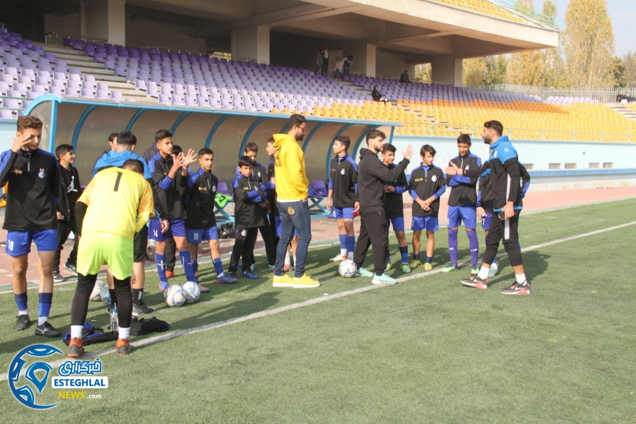 تیم نونهالان استقلال