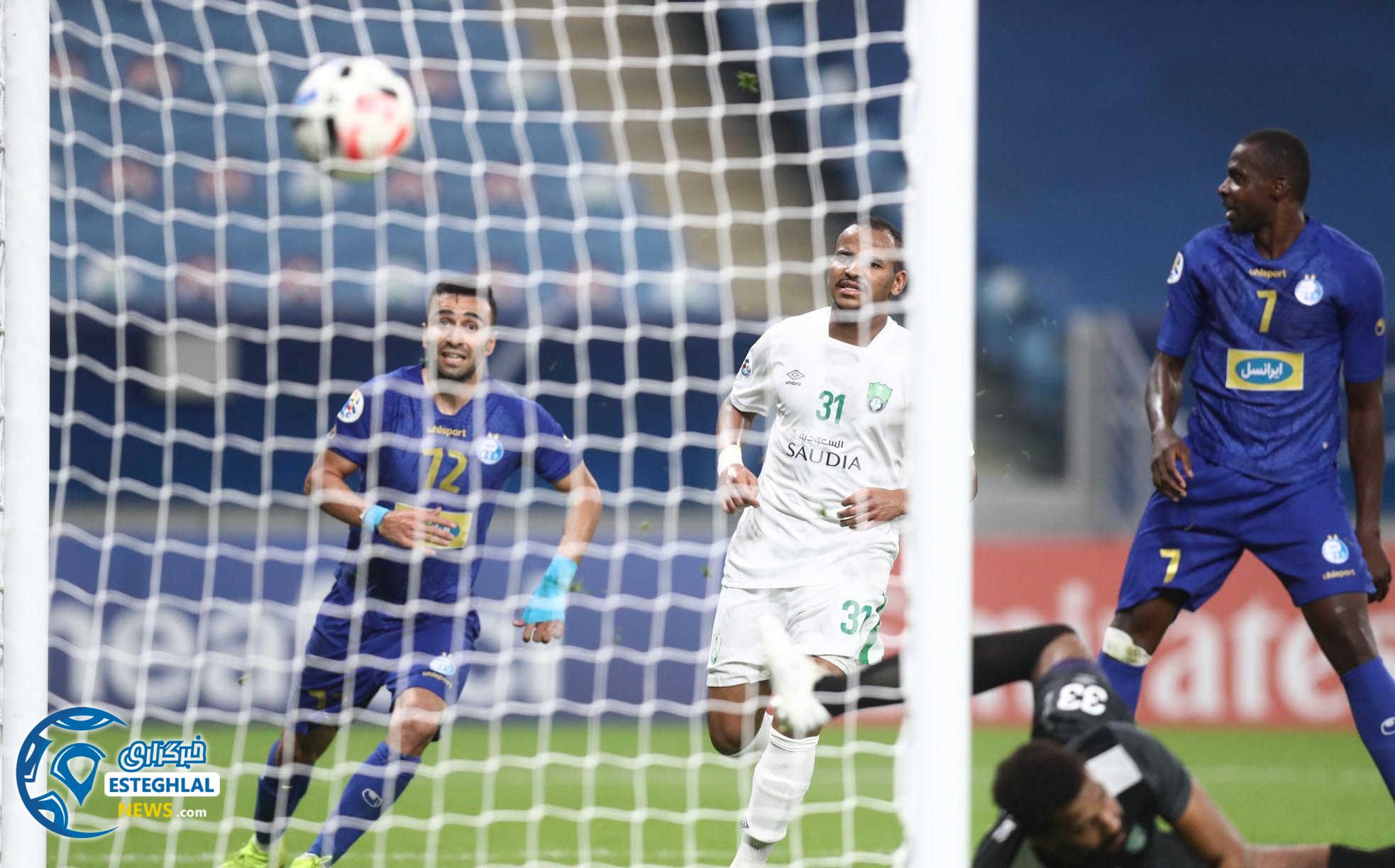 دیدار استقلال و الاهلی