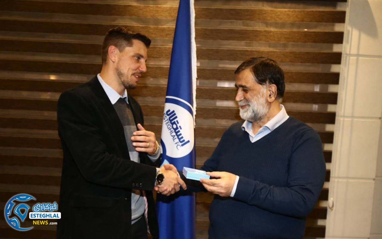 فابیو جانواریو و سردار آجورلو