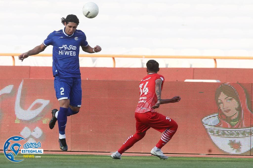 دیدار استقلال و تراکتور