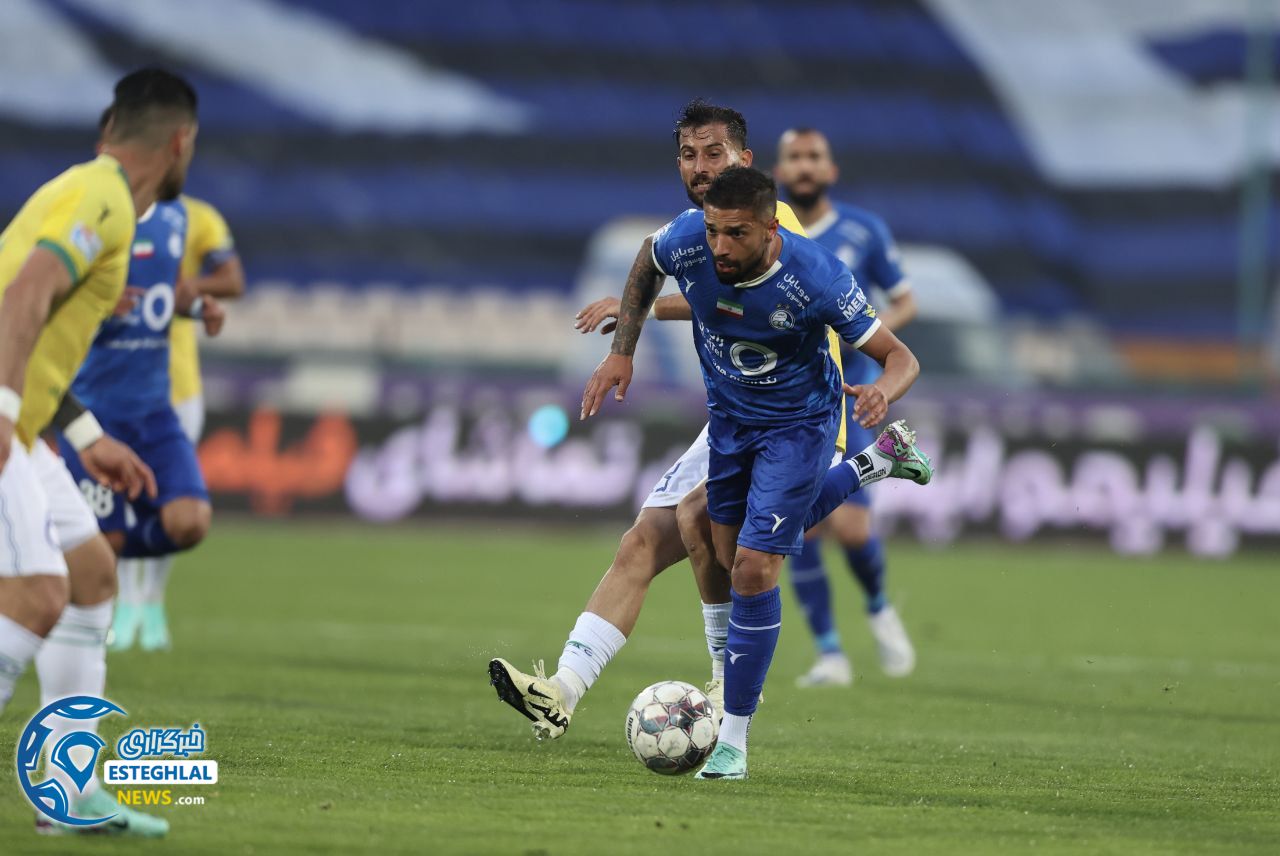 استقلال 1-0 نفت آبادان