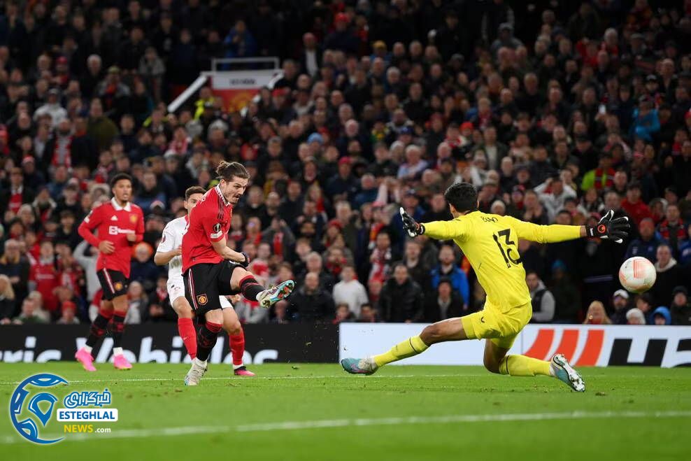 منچستریونایتد 2-2 سویا